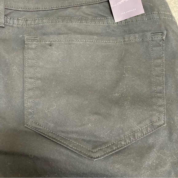 NYDJ Size 24W Black Capris with Tummy Tuck Technology Inseam 21 NWT - Picture 7 of 16